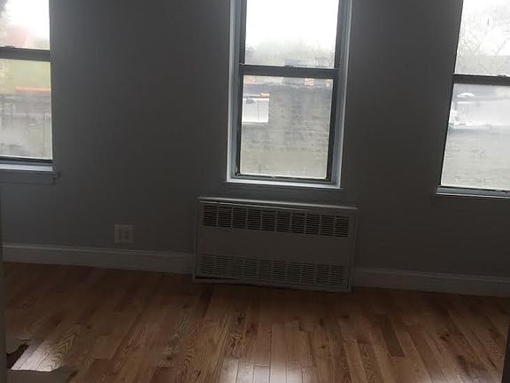4th image of 1597 Bedford Ave APT 3D