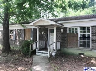 301 Colonial Dr, Timmonsville, SC 29161