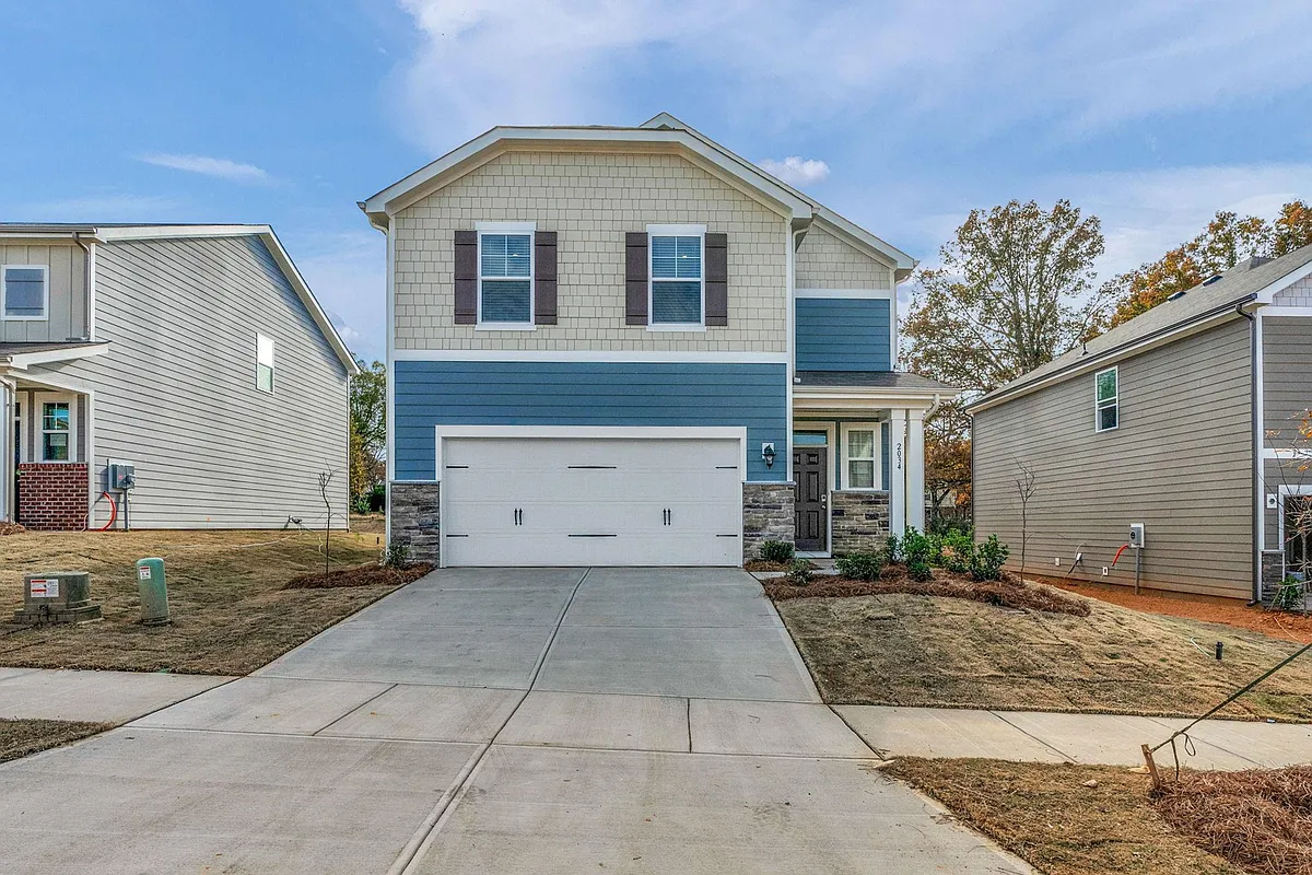 Building Photo - 2034 Blue Sky Meadows Dr