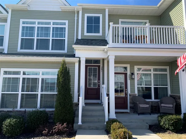 281 Silver Timber Drive #281, Yaphank, NY 11980