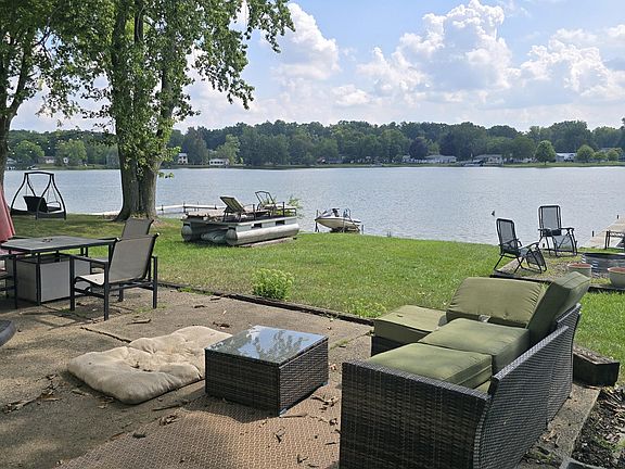 5th image of 336 Dewey Lake Bch
