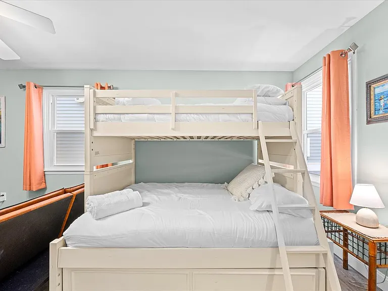 5724 Asbury Ave #1 — Photo 32