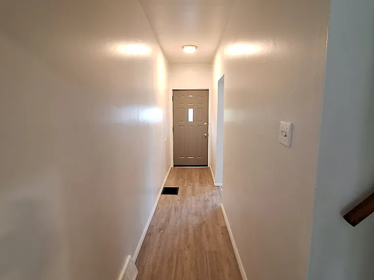 810 Etna St — Photo 6