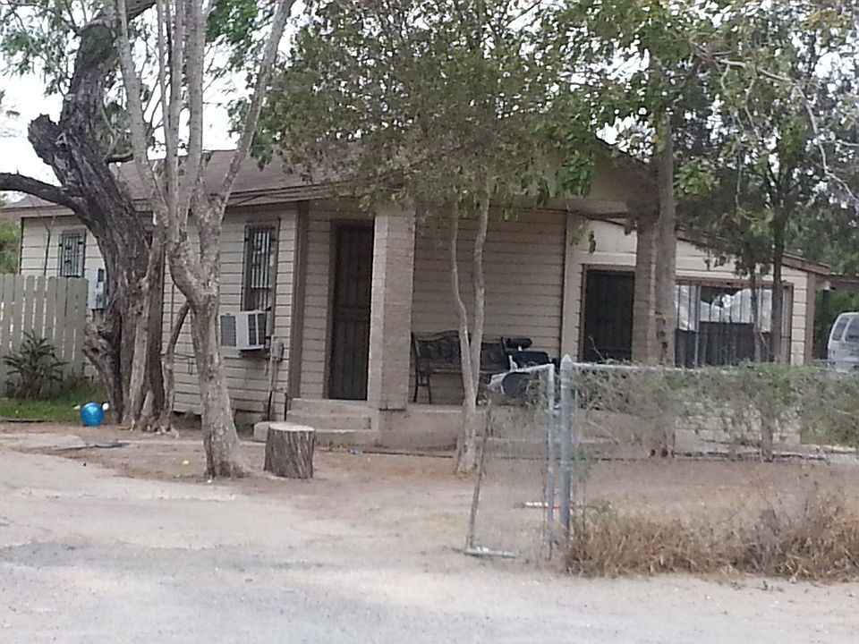 1st image of 1905 New Combes Hwy