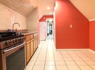 131 W 56th St #3E, Bayonne, NJ 07002