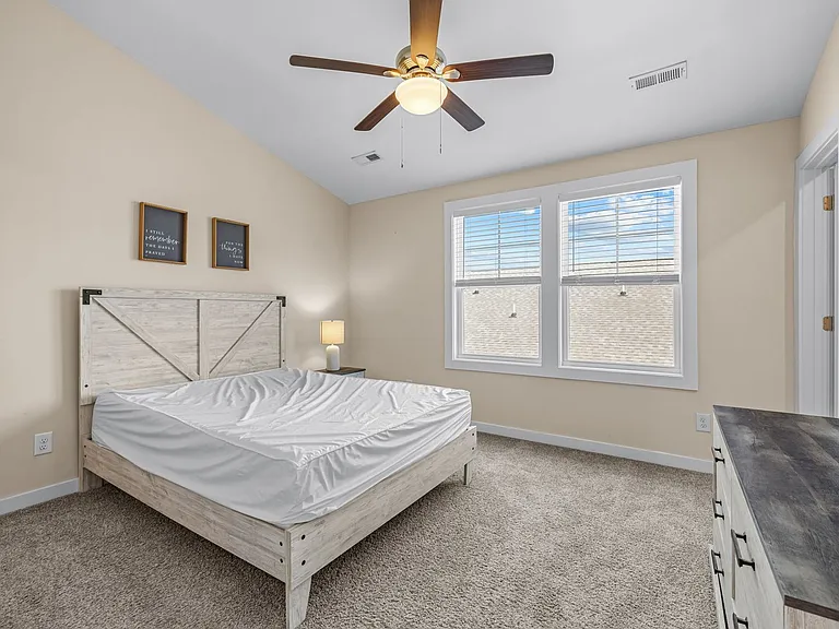 306 Starfish Ln — Photo 34