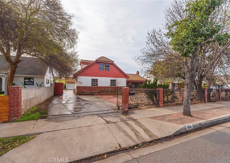 1st image of 820 E Cameron Ave