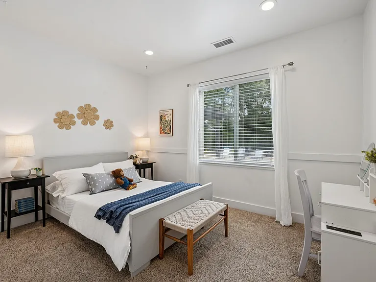 20550 Palmer Ave — Photo 28