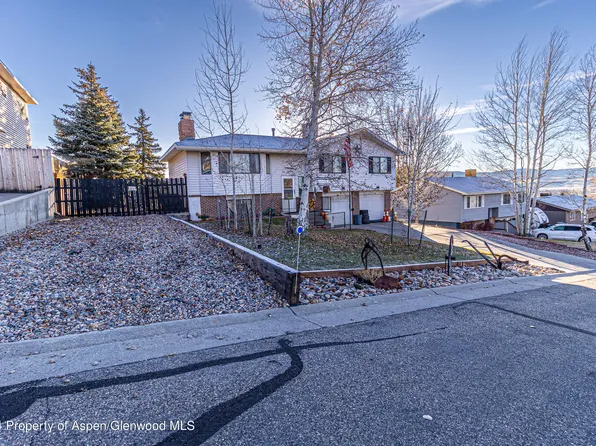 845 Bridger Cir, Craig, CO 81625