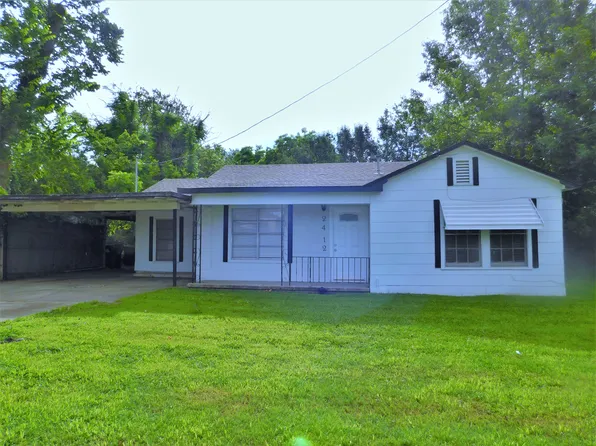 2412 N Carroll Blvd, Denton, TX 76201