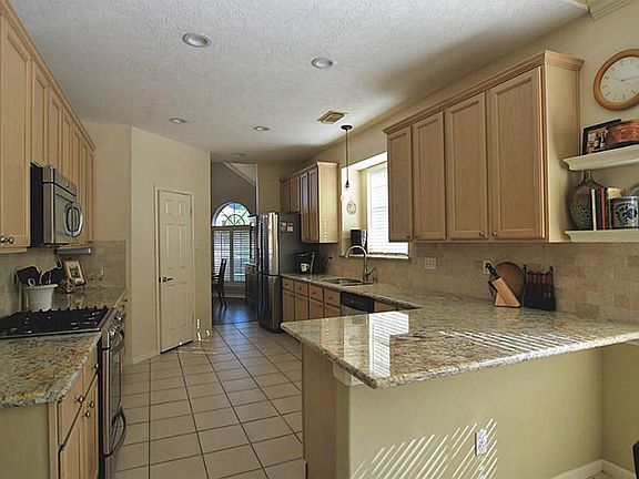 5th image of 1722 Mills Creek Ct