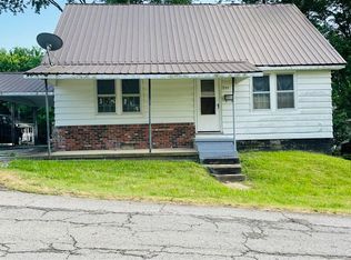 309 E Hodgenville Ave, Greensburg, KY 42743