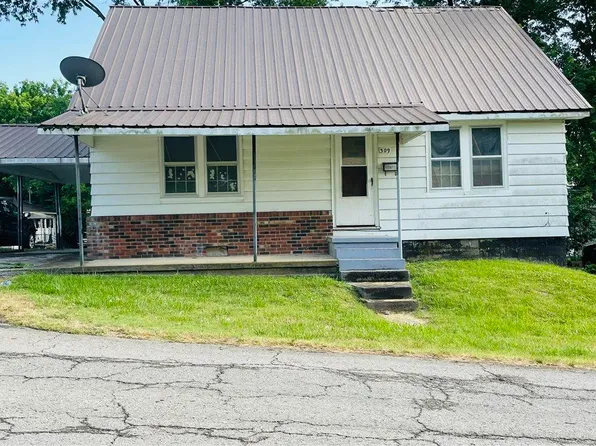309 E Hodgenville Ave, Greensburg, KY 42743