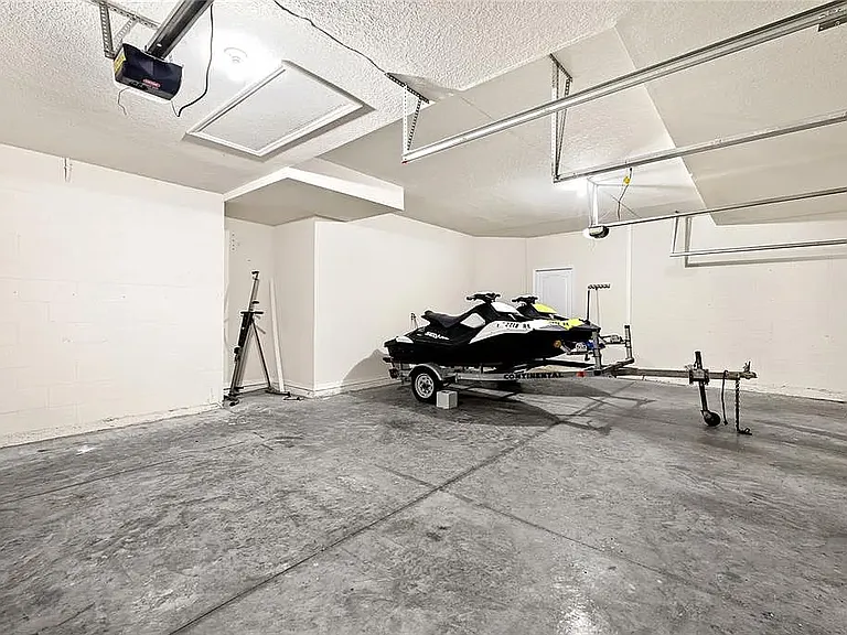 3 Car Garage