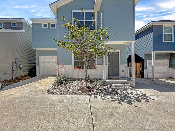 3rd image of 2045 Silver Oaks