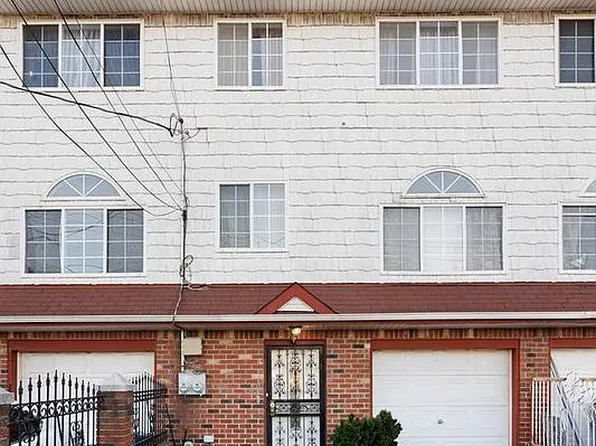 890 Elton St, Brooklyn, NY 11208