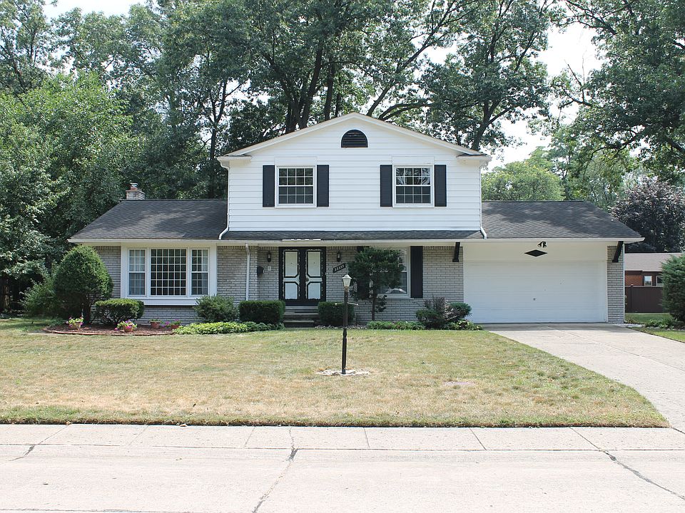 1st image of 33355 Myrna Ct