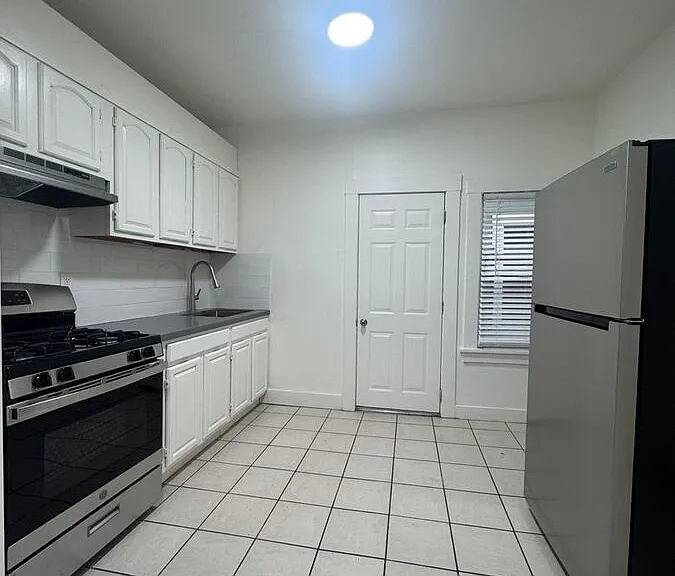 71 10th Street — Photo 16