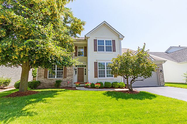 1st image of 126 Saint Germain Pl