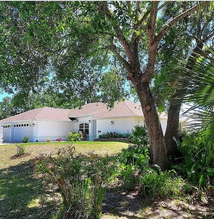10123 Amelia Ave — Photo 1