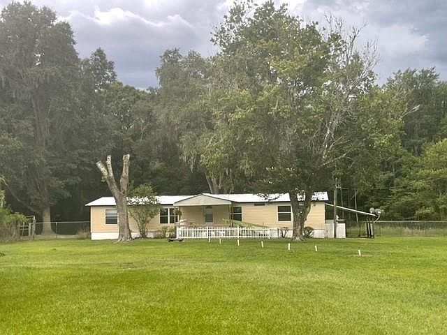 1st image of 148 SE Dove Ct