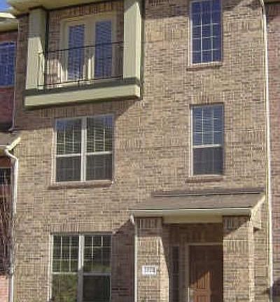 3rd image of 2122 McParlin Ct