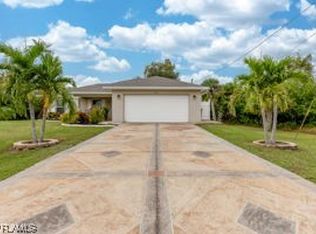 740 Goldrock Rd, Lehigh Acres, FL 33974