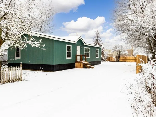 718 W 1st St, Newport, WA 99156