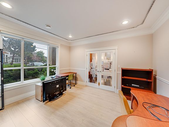 5th image of 10051 Deagle Rd