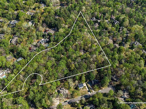 2nd image of 3829 White Oak Dr