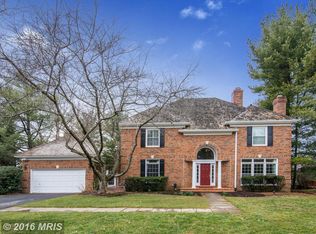 8937 Holly Leaf Ln, Bethesda, MD 20817