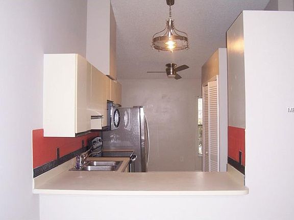 5th image of 7790 Country Pl