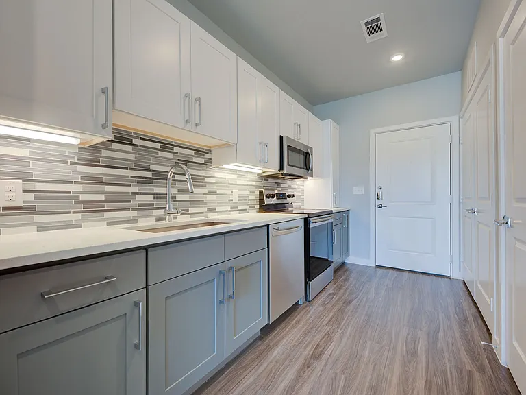 Tacara Westpointe Village — Photo 9