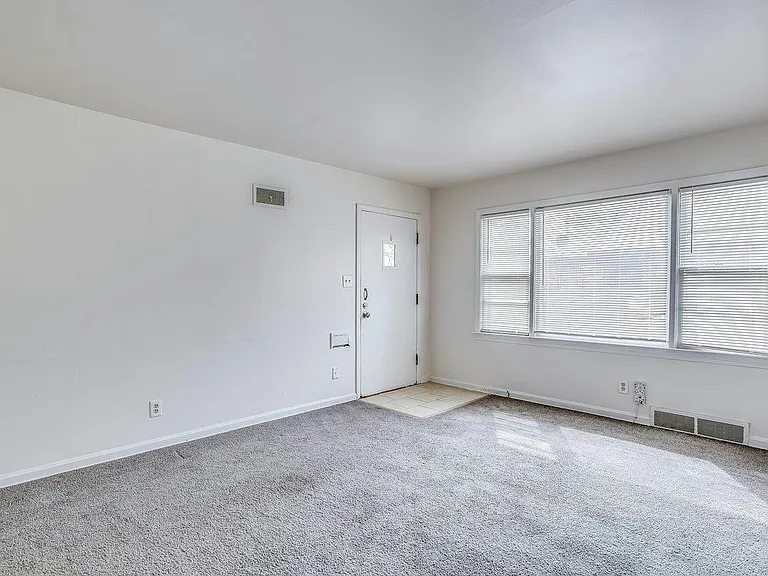 6142 E Harry St — Photo 6
