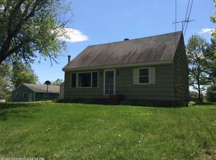 246 Sebago Lake Rd, Gorham, ME 04038