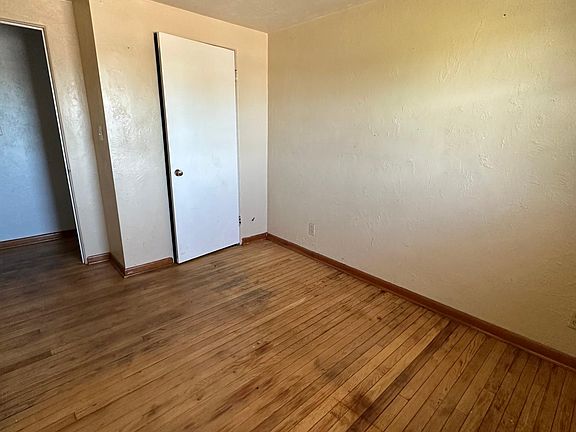 5th image of 137 Grant St #1