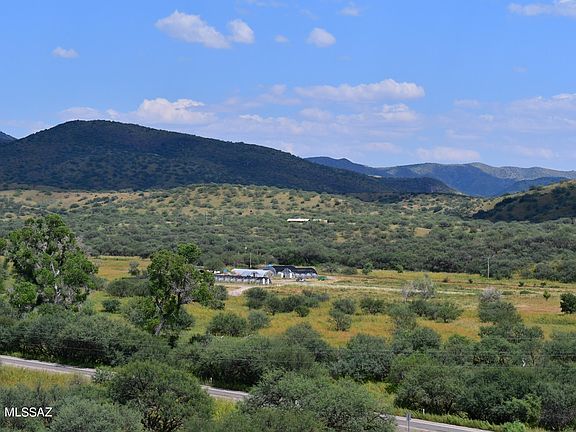4th image of Patagonia Hills Dr
