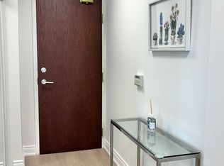 28 Olive Ave #811, Toronto, ON M2N7E6