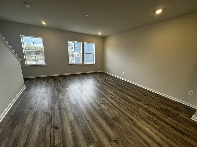 109 Brashear Ct #1 — Photo 4