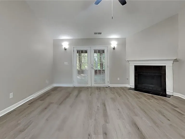 1041 Wicker Pine Dr — Photo 3