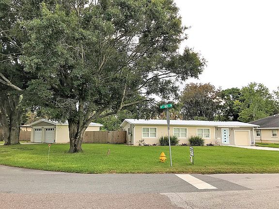 4th image of 1025 4th Ave N