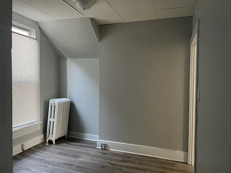 1225 Vincennes St #2D — Photo 3