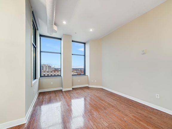 3rd image of 336 S Kalamazoo Mall Unit 502