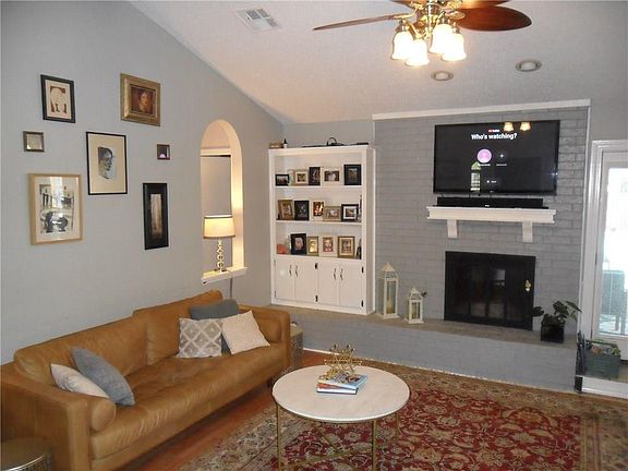 4th image of 219 Americana Ct