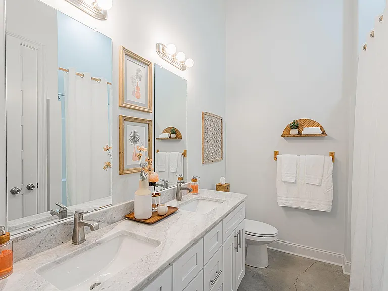 406 E Martial Ave — Photo 17