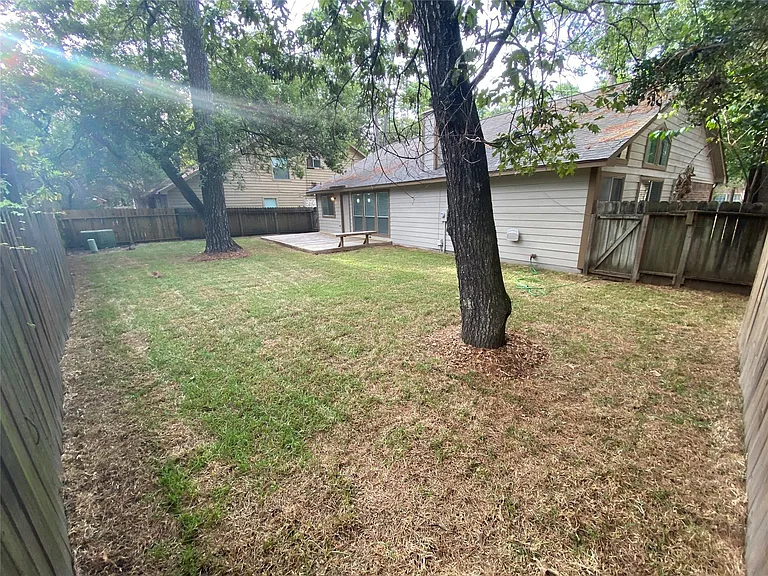 33 N Rain Forest Ct — Photo 16