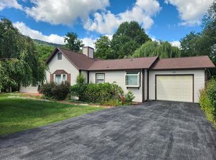 650 Sedge Wren St, Bluefield, VA 24605