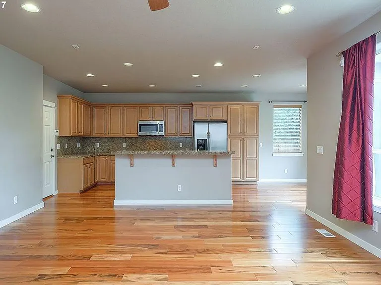 6146 NE Ridgestone Ct — Photo 12