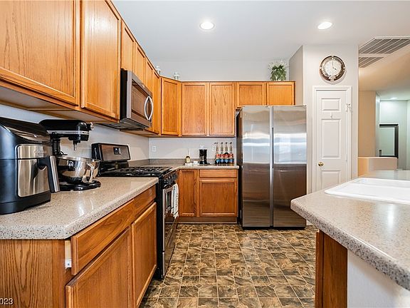 2nd image of 8505 Cheerful Brook Ave