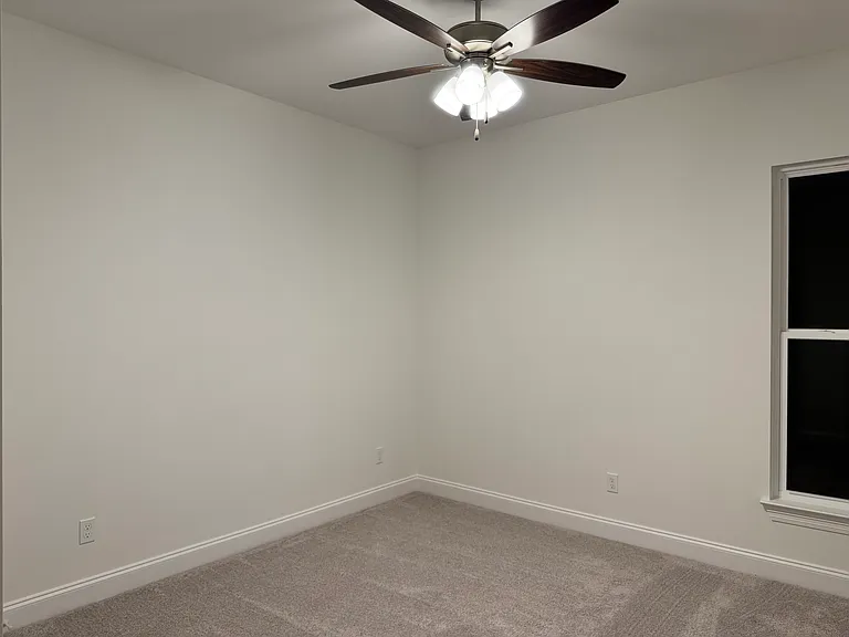 107 Lilian Ln #107 — Photo 8